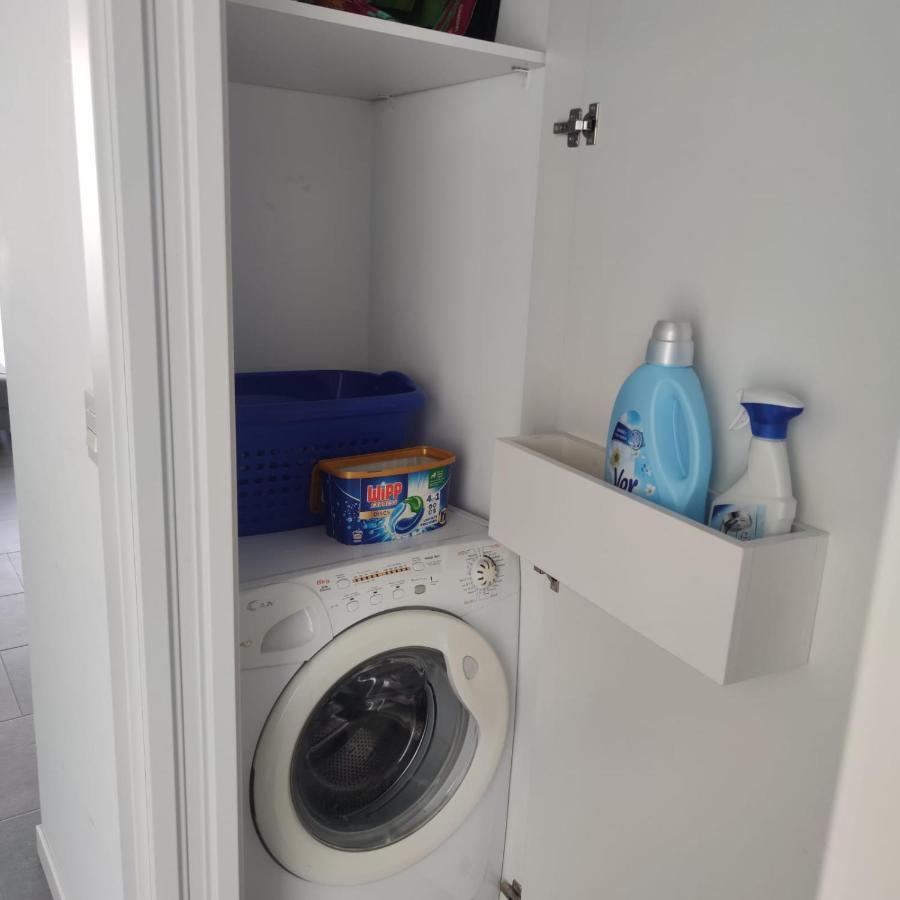 Apartment Close To The Beach With Free Parking バダロナ エクステリア 写真